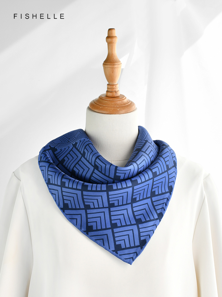 Geometric printed real silk tw - огляд і ціна Ascot Neck Scarf